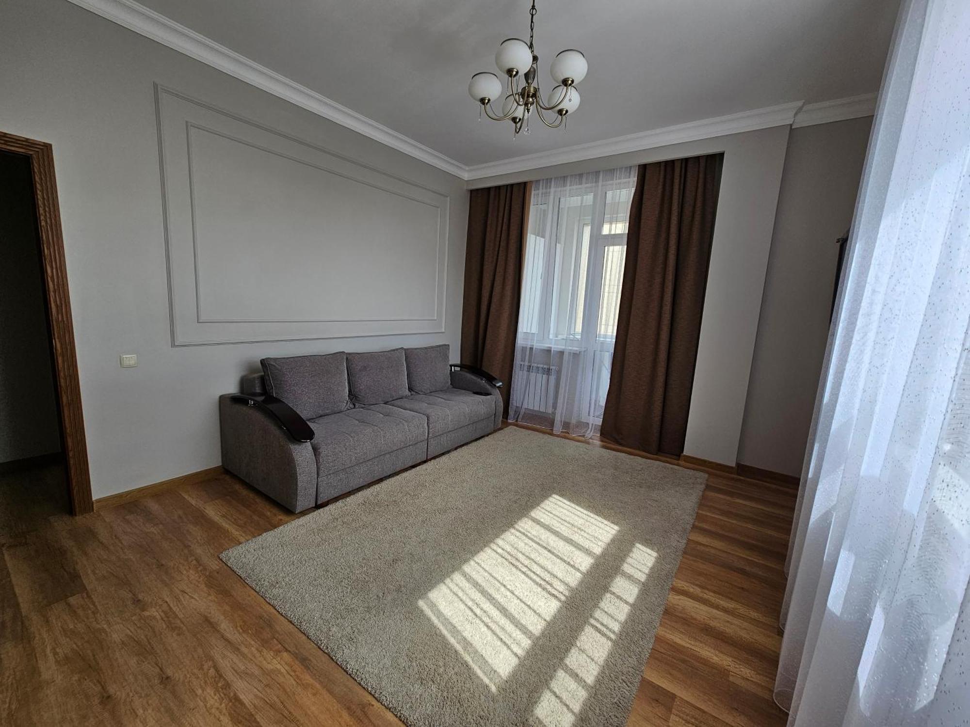 Ernaz Plus Apartments-Expo-Boulevard 130 Astana Dış mekan fotoğraf