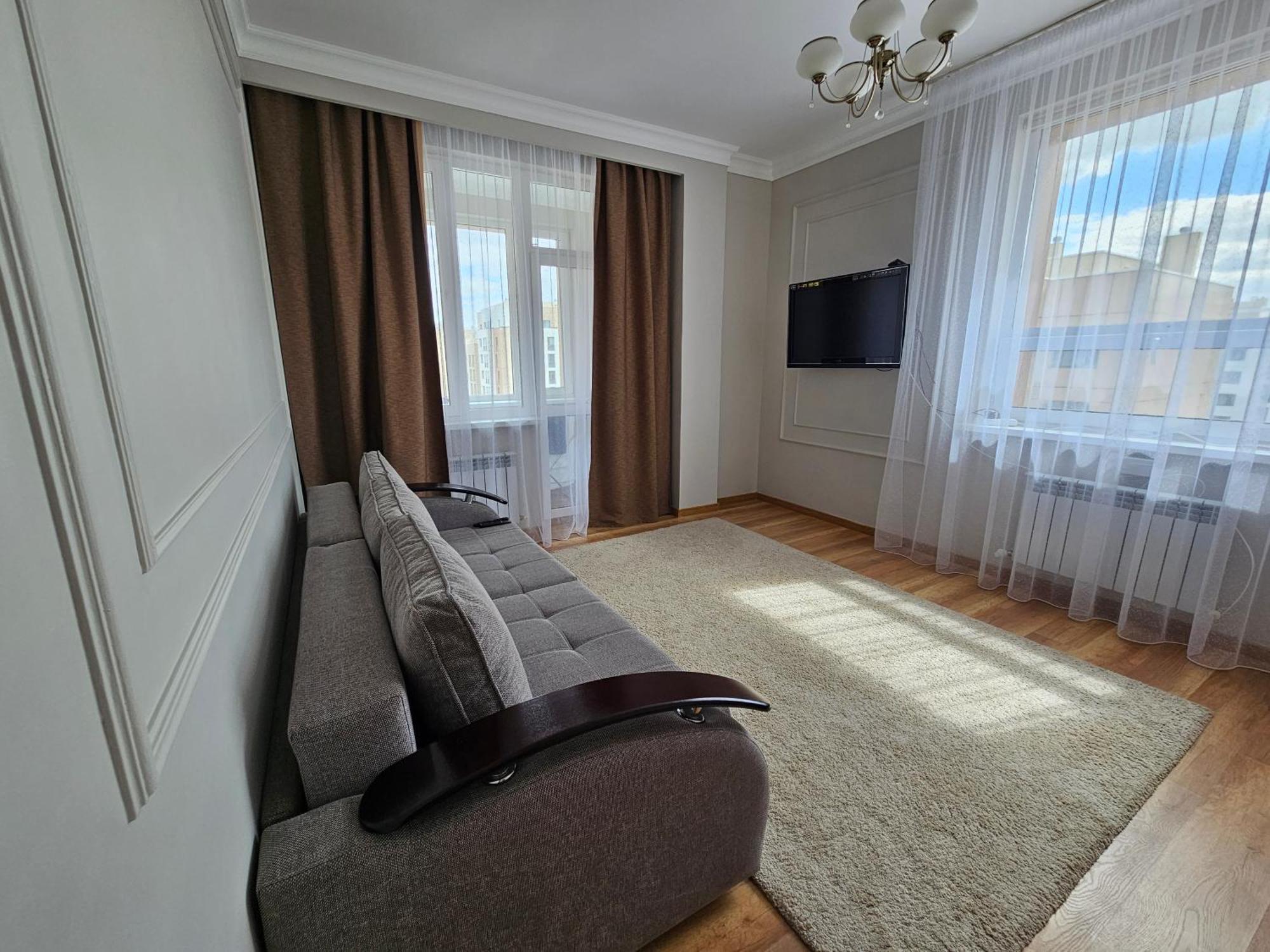 Ernaz Plus Apartments-Expo-Boulevard 130 Astana Dış mekan fotoğraf
