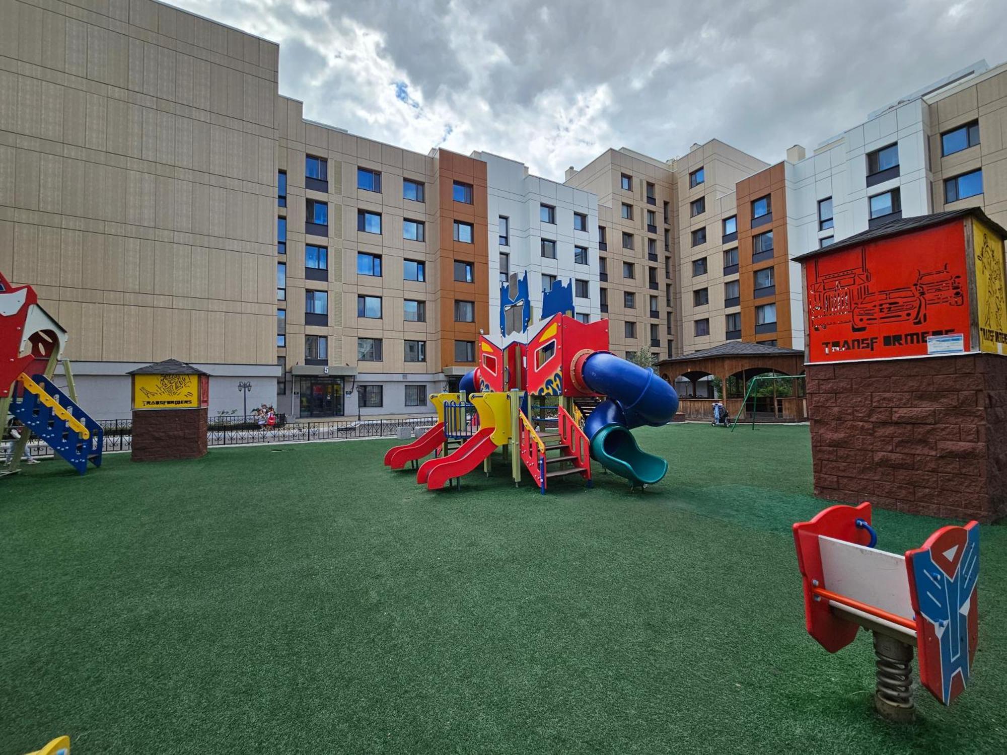 Ernaz Plus Apartments-Expo-Boulevard 130 Astana Dış mekan fotoğraf